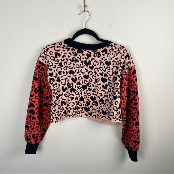 Beach Riot Ava Leopard Print Crop Sweatshirt - Picture 3 of 6